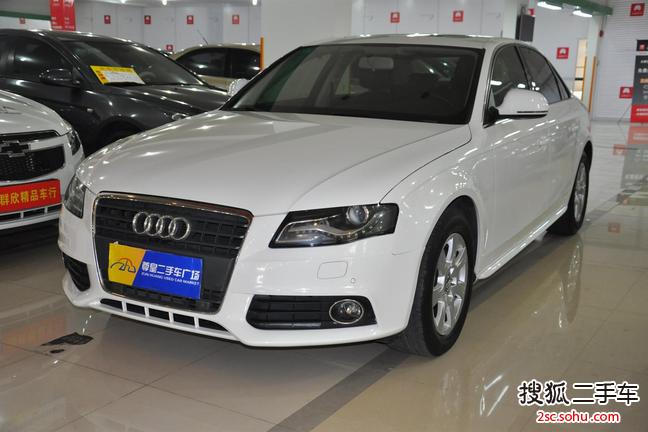 奥迪A4L2011款2.0TFSI 豪华型