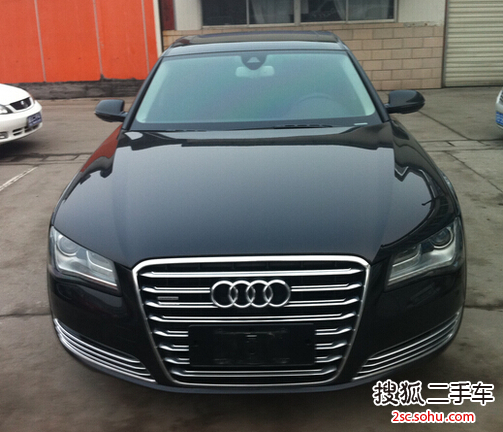 奥迪A8L2013款45 TFSI quattro豪华型