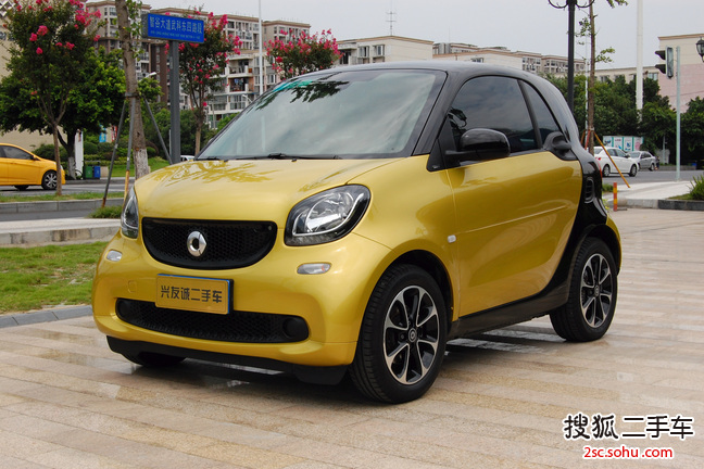 smartfortwo2016款1.0L 硬顶激情版