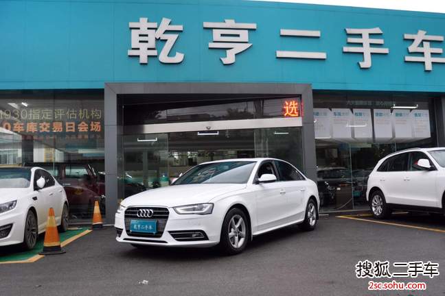 奥迪A4L2013款35 TFSI 自动舒适型