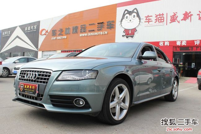 奥迪A4L2010款2.0TFSI 运动型