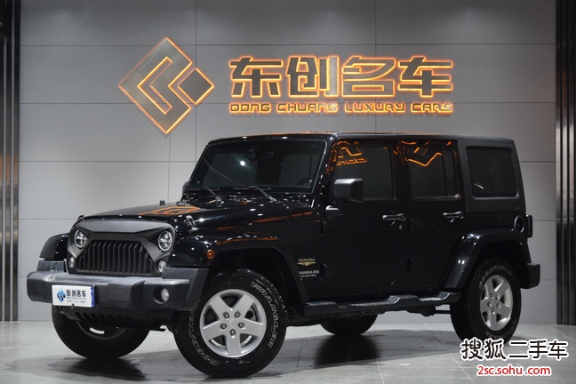 Jeep牧马人四门版2014款3.0L 撒哈拉