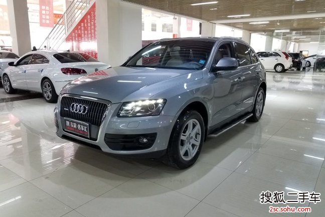 奥迪Q52011款2.0TFSI 技术型