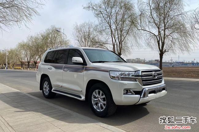 长春二手丰田兰德酷路泽2016款4.6L 自动VX-R价格81.8万 