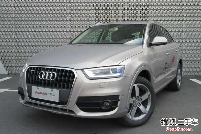 奥迪Q32013款40 TFSI 全时四驱豪华型