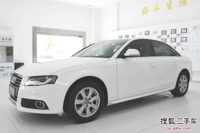 奥迪A4L2012款2.0TFSI 舒适型