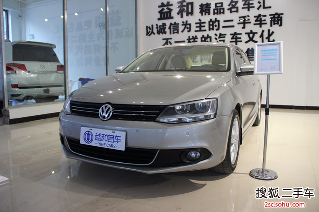 大众速腾2012款1.4TSI 手动豪华型