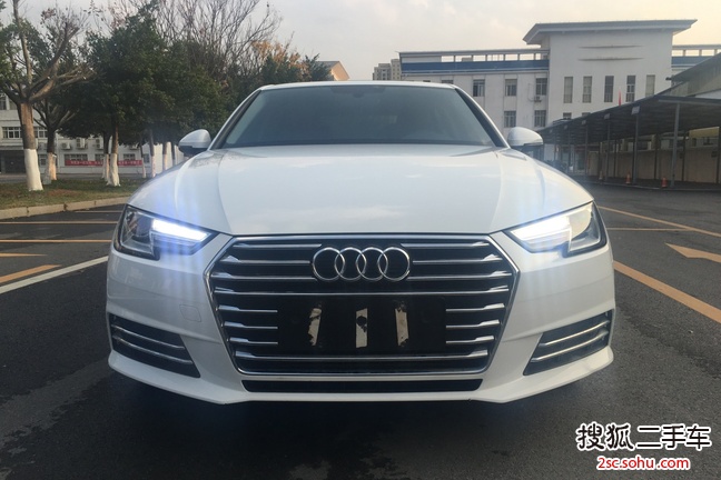 奥迪A4L2017款Plus 40 TFSI 进取型