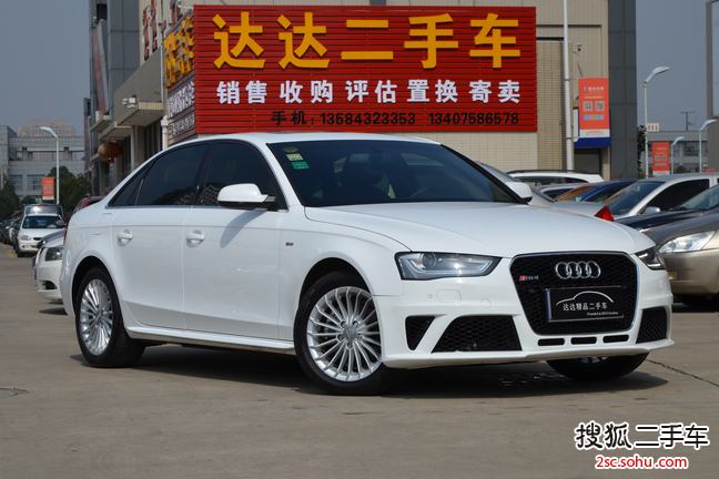 奥迪A4L2015款35 TFSI 自动舒适型