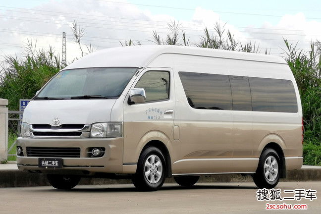 丰田HIACE2011款2.7L 自动标准版13座