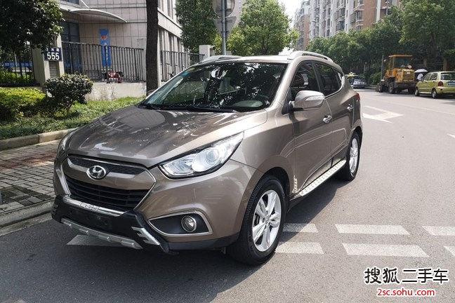 现代ix352012款2.0L 自动两驱精英版GLS 