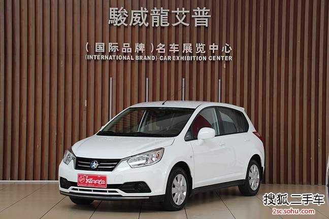 启辰R502015款1.6L 自动时尚版