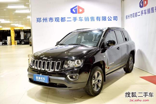 Jeep指南者2014款改款 2.4L 四驱舒适版