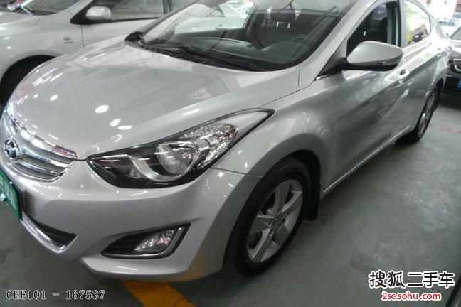 现代朗动2012款1.6L 自动尊贵型