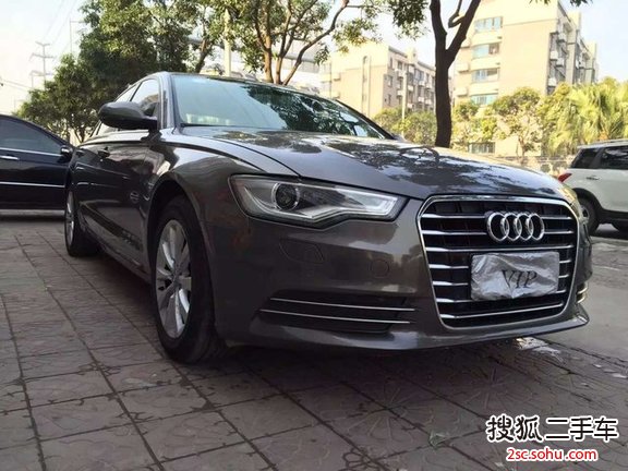 奥迪A6L2012款30 FSI 舒适型(2.5L)