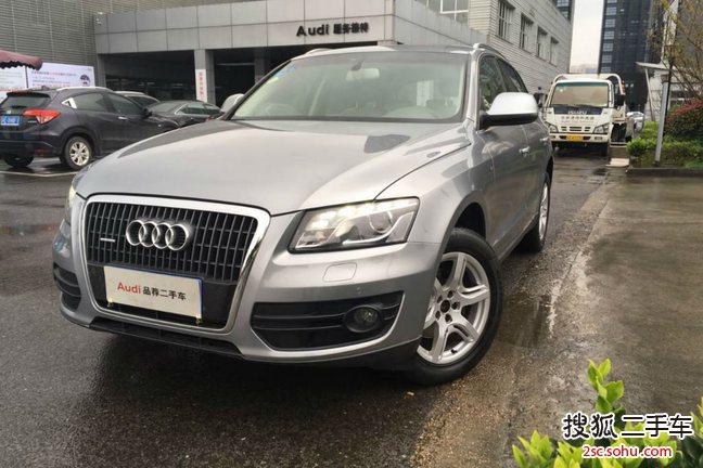 奥迪Q52011款2.0TFSI 技术型