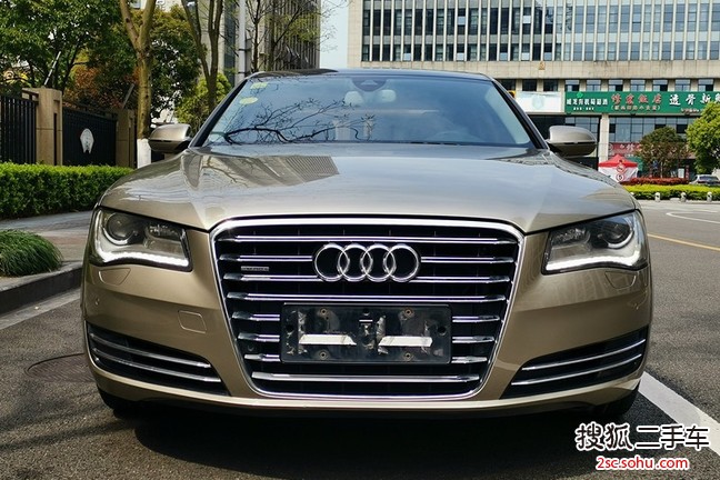 奥迪A8L2013款45 TFSI quattro豪华型