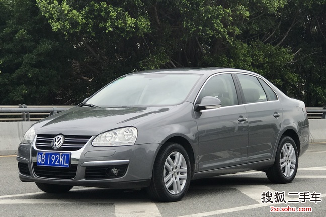 大众速腾2010款1.4TSI 自动豪华型