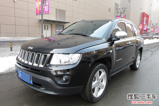 Jeep指南者2014款改款 2.0L 两驱精英版