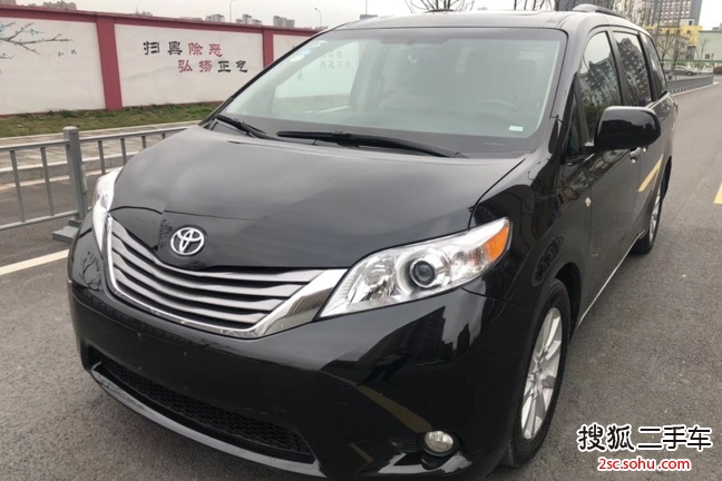 丰田Sienna2017款3.5L 加规版四驱LTD