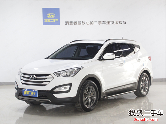 现代全新胜达2013款2.4L 自动四驱舒适型