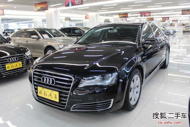 奥迪A8L2013款45 TFSI quattro舒适型