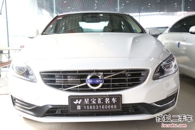 沃尔沃S602015款2.0T T5 个性运动版