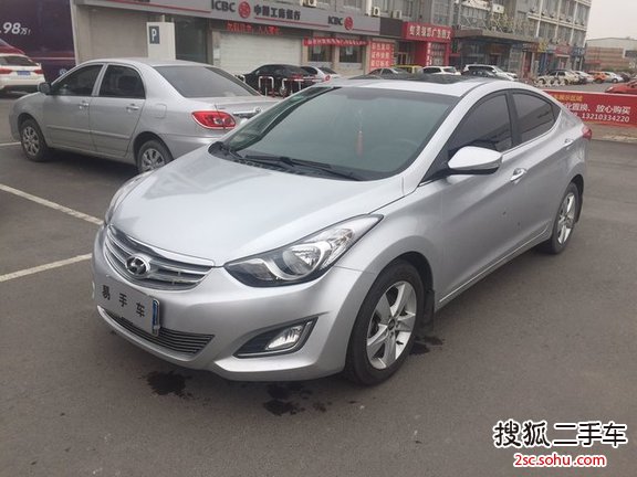 现代朗动2012款1.6L 自动尊贵型