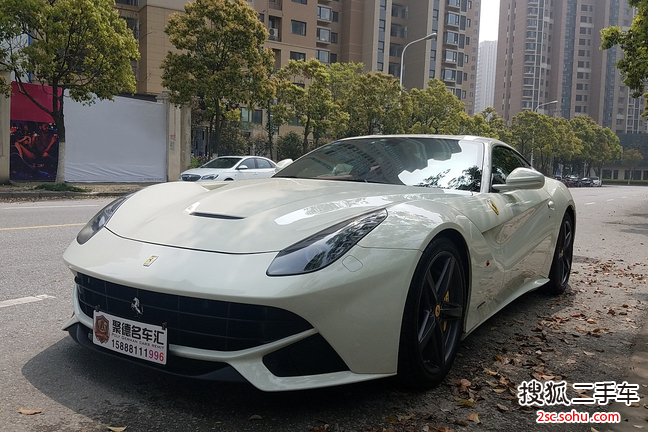 法拉利F12 berlinetta2013款6.3L 标准型