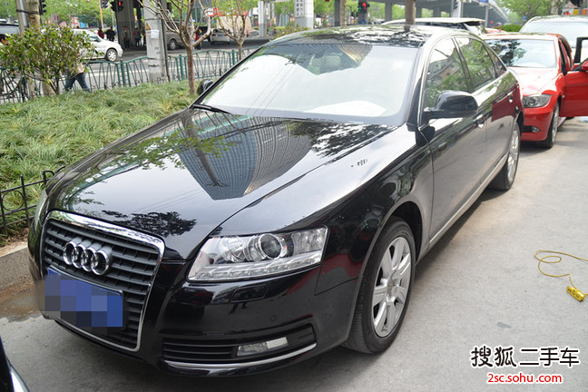 奥迪A6L2010款2.4L 舒适型