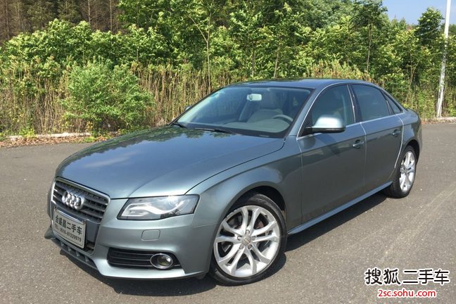 奥迪A4L2010款2.0TFSI 舒适型