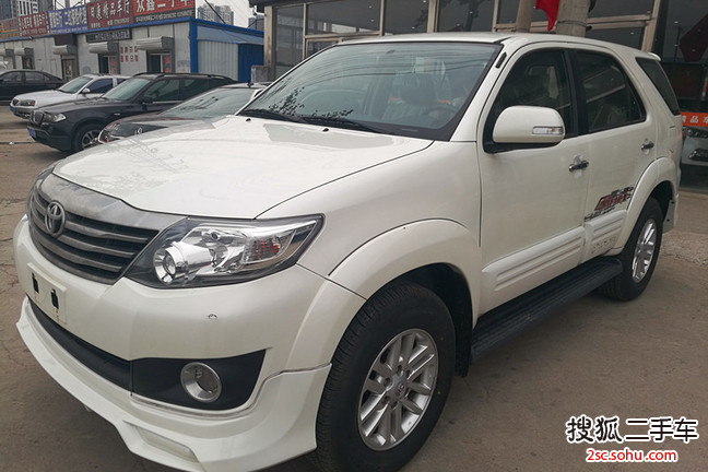 丰田Fortuner2015款2.7L 标准版