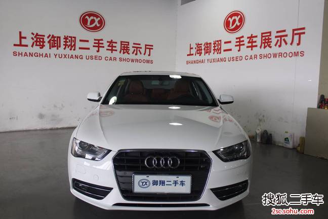 奥迪A4L2013款35 TFSI 自动标准型