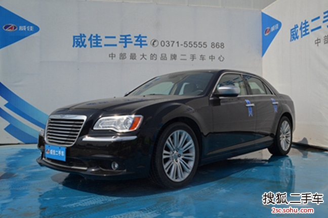 克莱斯勒3002013款300C 3.6L 尊享版