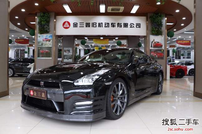 日产GT-R2014款3.8T Premium Edition 棕红内饰