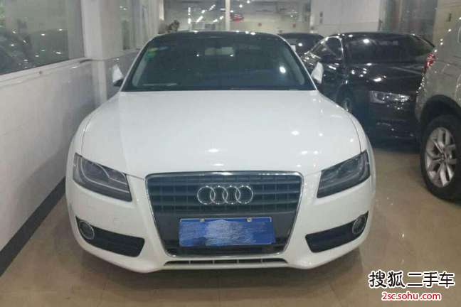 奥迪A5双门2010款2.0TFSI 舒适版