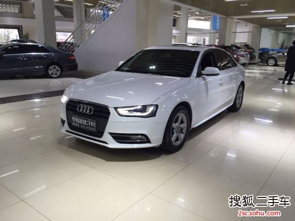 奥迪A4L2013款35 TFSI 自动标准型