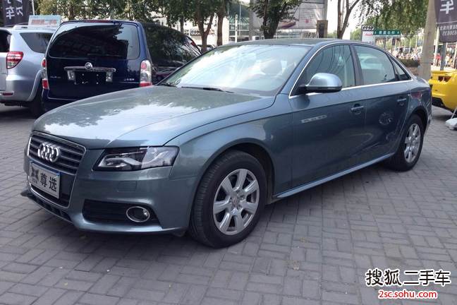 奥迪A4L2010款2.0TFSI 舒适型