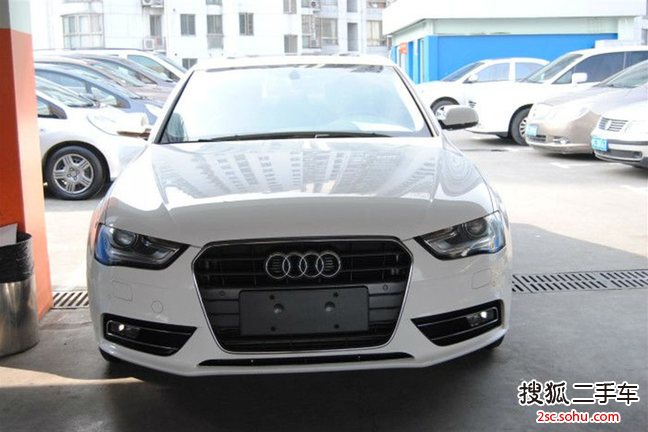 奥迪A4L2013款35 TFSI 自动技术型