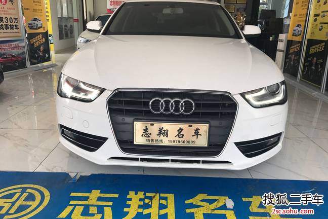 奥迪A4L2013款35 TFSI 自动标准型