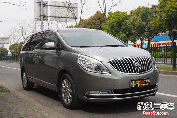 别克GL82011款全新款 3.0L XT 旗舰版