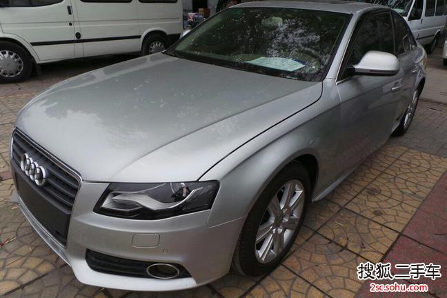 奥迪A4L2009款2.0TFSI 技术型