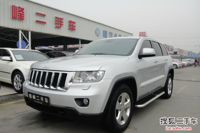 Jeep大切诺基2011款3.6L 舒适版