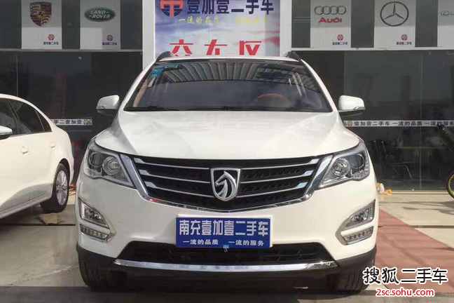 宝骏5602016款1.8L 手动豪华型