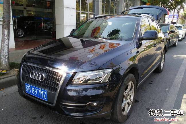 奥迪Q52010款2.0TFSI 技术型