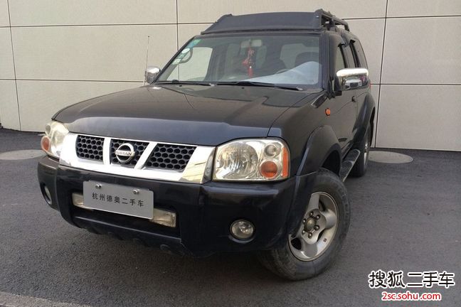 日产帕拉丁2004款PALADIN XE 4×2 2WD