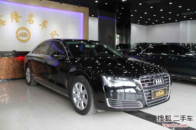 奥迪A8L2013款45 TFSI quattro舒适型