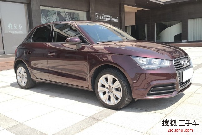 奥迪A12014款30 TFSI 时尚型