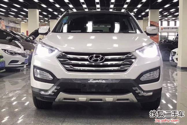 现代全新胜达2015款2.0T 自动两驱智能型 5座