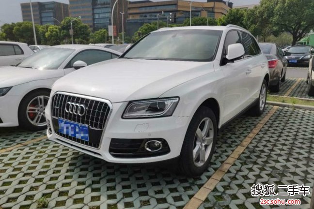 奥迪Q52016款40 TFSI 技术型